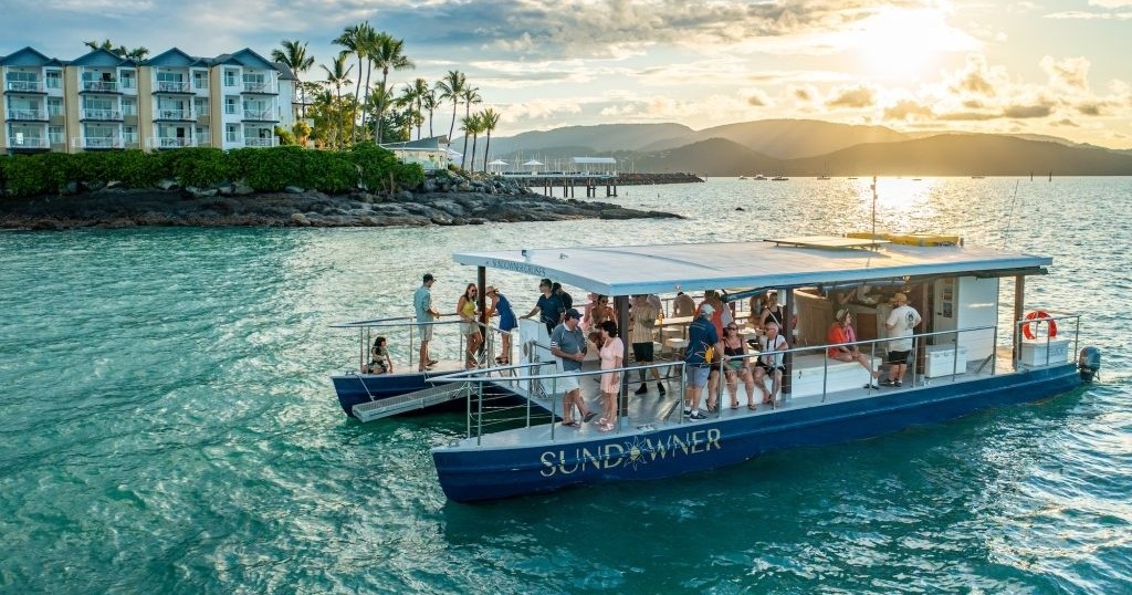 Sundowner Sunset Cruise